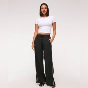 Abercrombie & Fitch Black Wide-Leg Pants